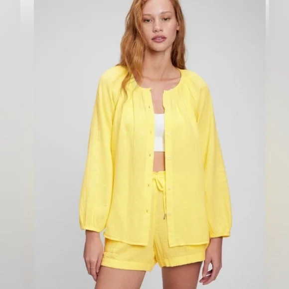 GAP crinkle gauze button-front top - Picture 1 of 2